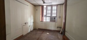 Room in  Office Space at Ernakulam – for Rent