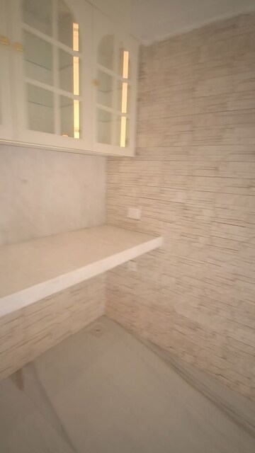 Room in 3 BHK Apartment at DLH Signature, Bandra West – for Sale