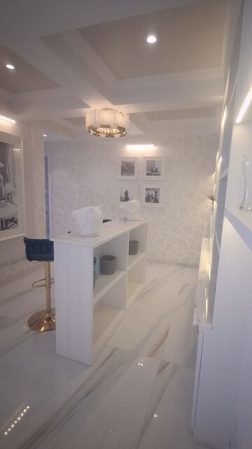 Bathroom in 3 BHK Apartment at DLH Signature, Bandra West – for Sale