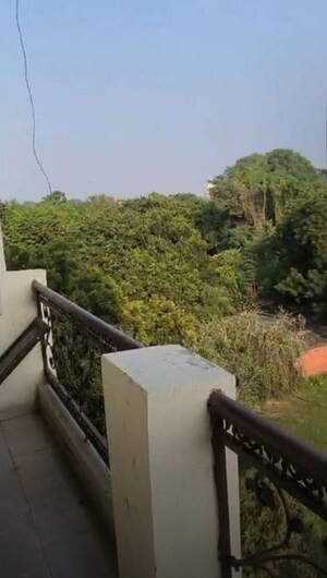 2 BHK Apartment – Garden View at Hazratganj - for Sale