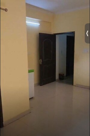 Room in 2 BHK Apartment at Hazratganj – for Sale