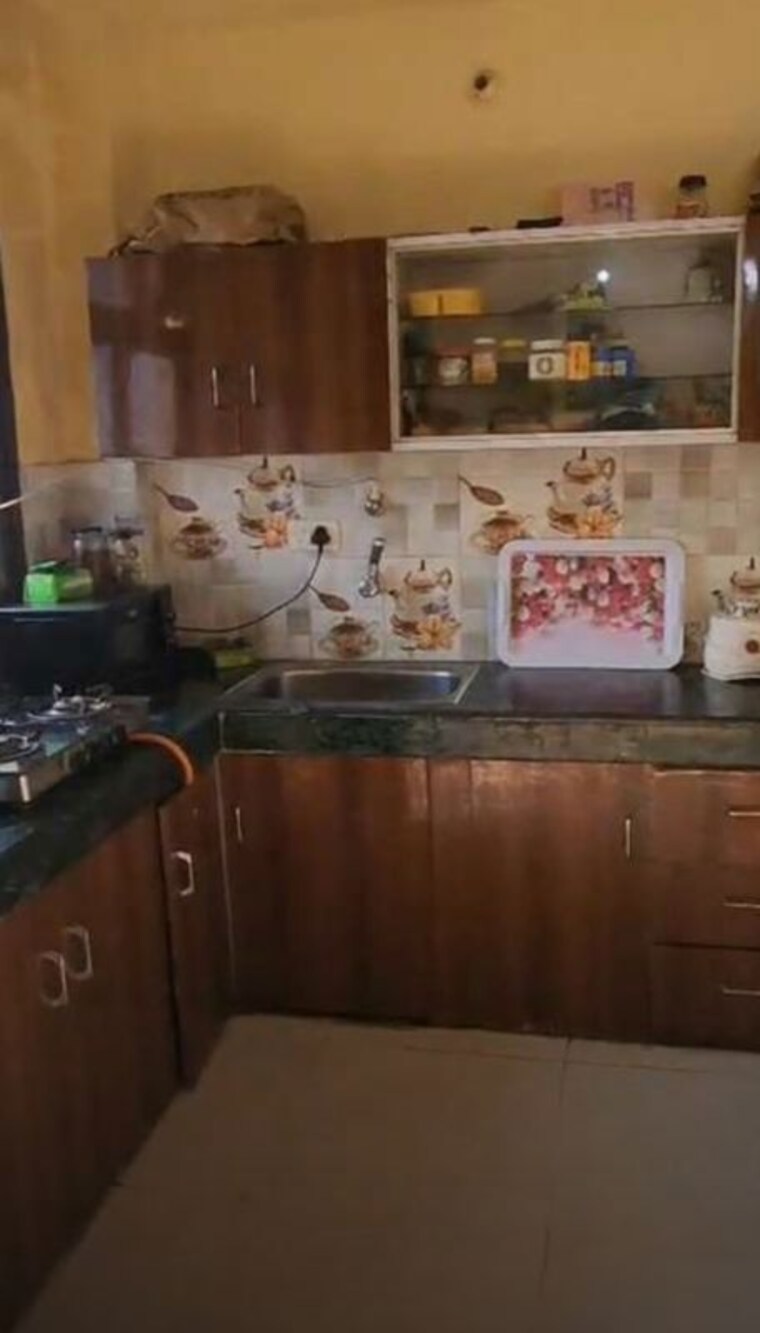 Kitchen, hazratganj 2 Bedroom 900 Sq.Ft. Apartment In Hazratganj Lucknow 9978795