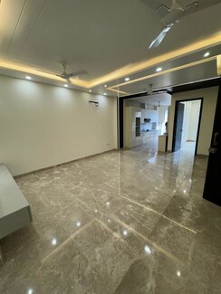 3 BHK + Servant Room Builder Floor For Sale in Sushant Lok 2
