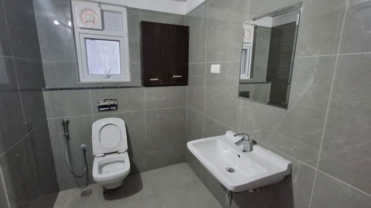 Bathroom, rajapushpa-provincia 3 Bedroom 2660 Sq.Ft. Apartment In Narsingi Hyderabad 9979134