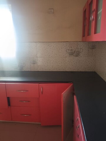 Furnished Amenities in 3 BHK Apartment at Kokapet – for Rent