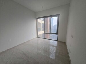 Room in 3 BHK Apartment at Piramal Mahalaxmi, Mahalaxmi – for Rent