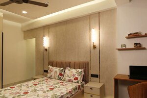 Bedroom in 2.5 BHK Apartment at Sector 19 – for Rent