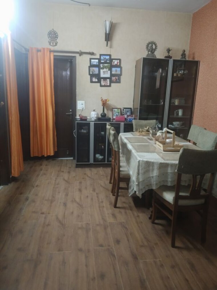 Master Bedroom, sector 46 3 Bedroom 2150 Sq.Ft. Apartment In Sector 46 Faridabad 9979153