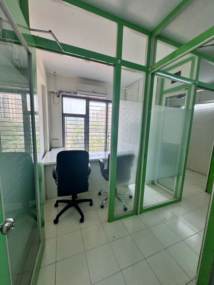 Team Area, pranik-chambers Commercial Office Space 500 Sq.Ft. In Andheri East Mumbai 9979178