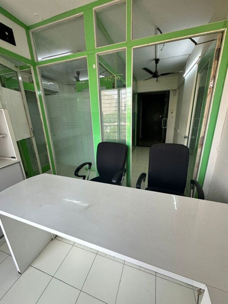 Team Area, pranik-chambers Commercial Office Space 500 Sq.Ft. In Andheri East Mumbai 9979178