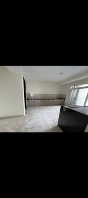 Room in 2 BHK Apartment at Damji Shamji Mahavir Vista Point, Pokhran Road No Two – for Sale