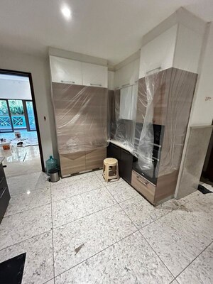 Parking in 4 BHK Apartment at Prestige Leela Residency, Kodihalli – for Rent