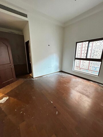 Room in 4 BHK Apartment at Prestige Leela Residency, Kodihalli – for Rent