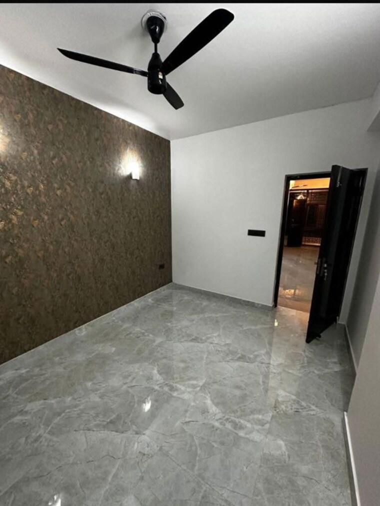 Room, dlf-cyber-park 2 Bedroom 1245 Sq.Ft. Apartment In Sector 20 Gurgaon 9979204