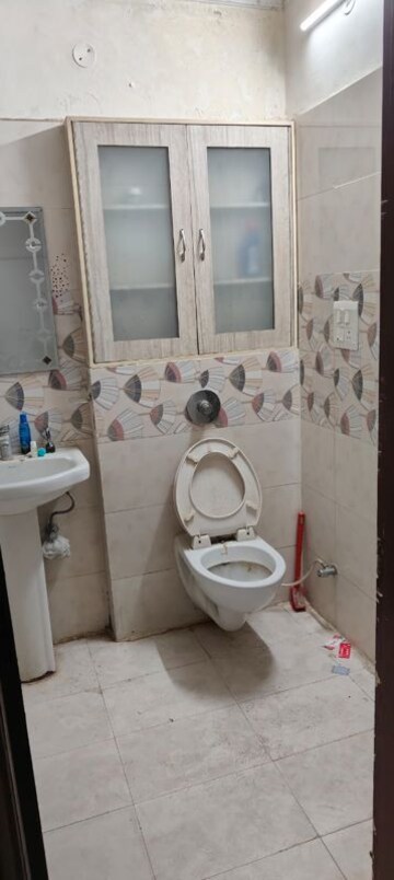 Bathroom in 2 BHK Apartment at Mona Greens, Ghazipur – for Rent