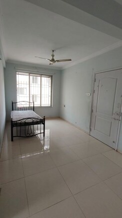 1 BHK Apartment For Rent in Shroff Srushti