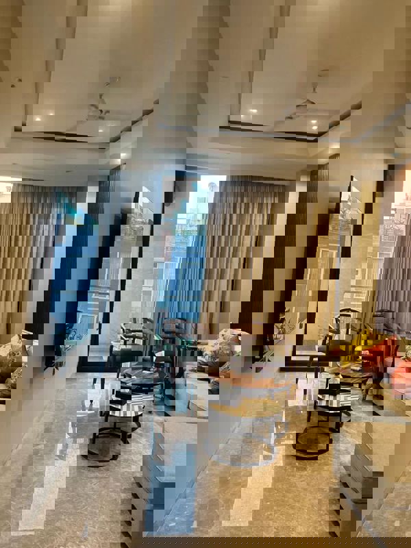 1.5 BHK + Pooja Room 990 Sq.Ft. Apartment in Ambience Mall