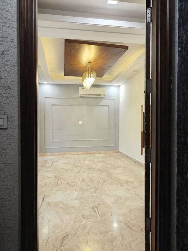 Bathroom, ambience-mall 1.5 Bedroom 990 Sq.Ft. Apartment In Sector 24 Gurgaon 9979240