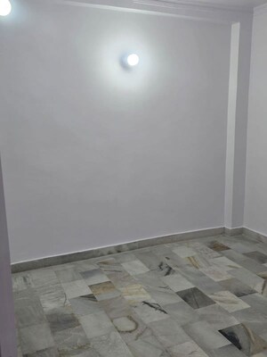 Room in 3 BHK Builder Floor at Zakir Nagar – for Sale