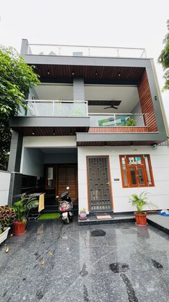 6 BHK + Pooja Room Independent House For Sale in Govindpuram