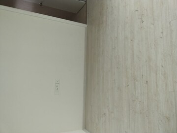 Room in 3 BHK Apartment at Nahar 8 Towers, Chandivali – for Sale