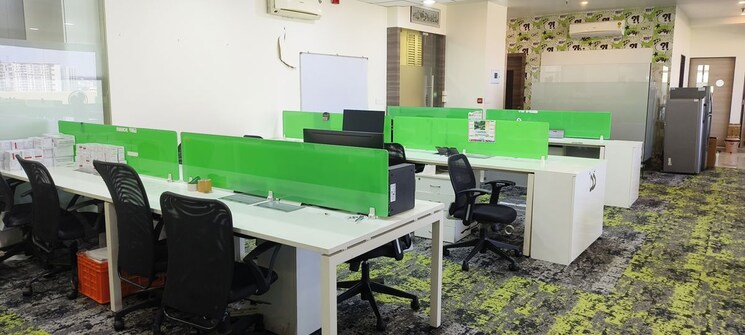 Team Area, k-rahega-palm-springs Commercial Office Space 1688 Sq.Ft. In Malad West Mumbai 9979294