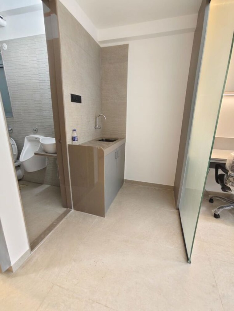 Floor Plan, bhoomi-9-business-bay Commercial Office Space 615 Sq.Ft. In Malad West Mumbai 9979299