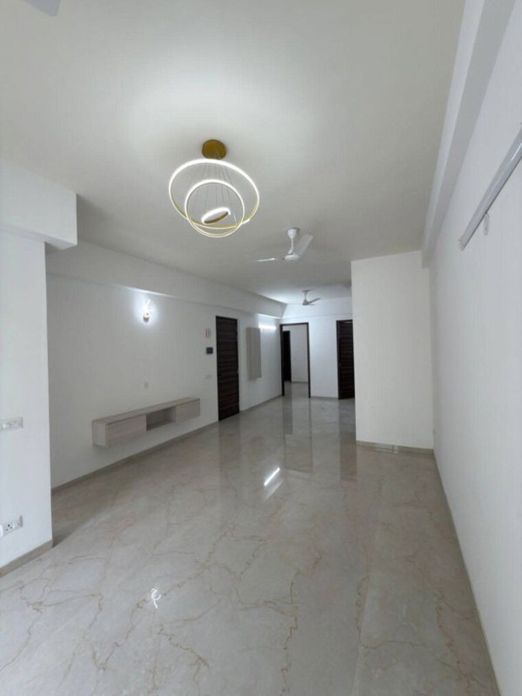 Room, smart-world-orchard 3 Bedroom 1680 Sq.Ft. Apartment In Sector 61 Gurgaon 9979306