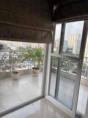 Balcony in 3 BHK Apartment at Parsvnath Exotica, Sector 53 – for Rent