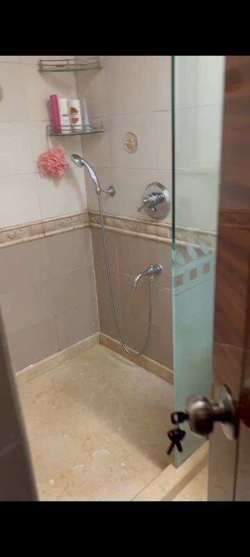 Bathroom in 3 BHK Apartment at Hayat Palace, Agripada – for Rent