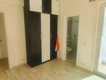 Room in 3 BHK Apartment at CHD Avenue 71, Sector 71 – for Rent