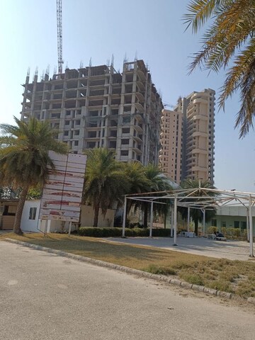  Shop – Exterior View View at Shree Kunj KB Complex, Alpha Ii Greater Noida - for Sale