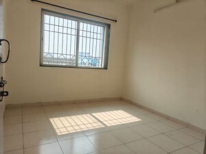 Room in 2 BHK Apartment at Bavdhan – for Rent