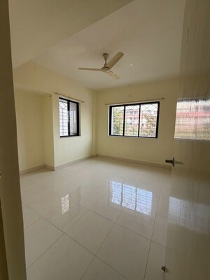 Room in 2 BHK Apartment at Bavdhan – for Rent