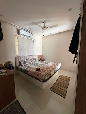Bedroom in 2 BHK Apartment at Bavdhan – for Rent