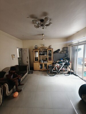 Living Room in 2 BHK Apartment at Bavdhan – for Rent