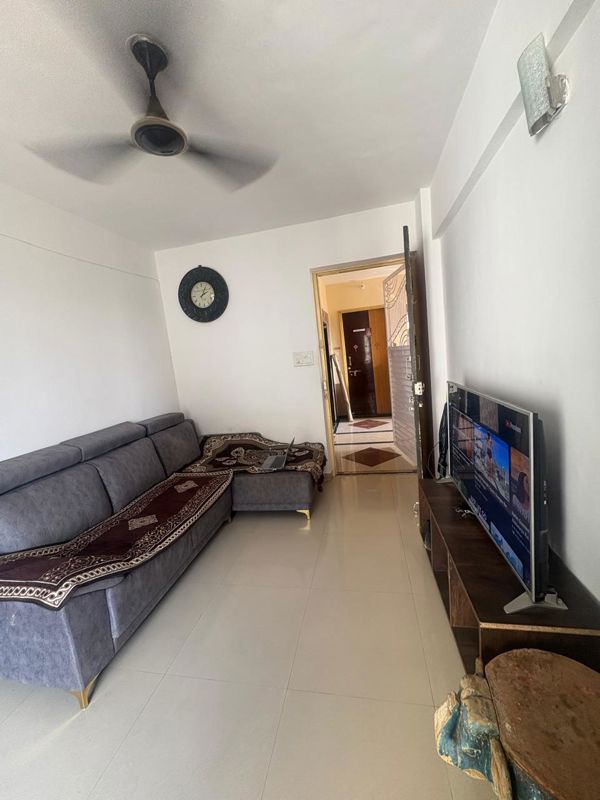 2 BHK + Study Room Apartment For Rent in Bunty Mayur Kilbil