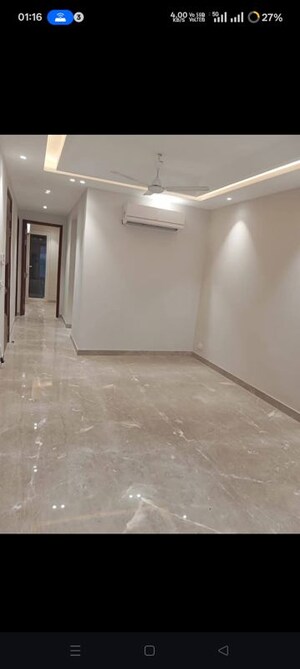 Room in 3 BHK Builder Floor at Greater Kailash I – for Rent