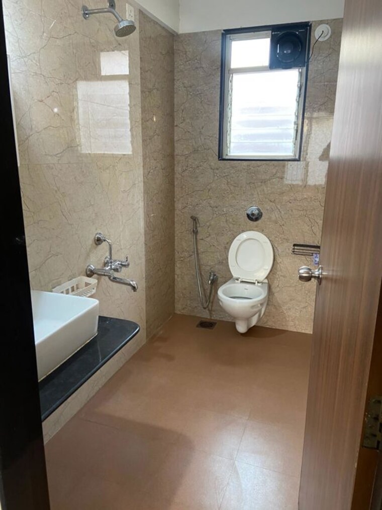 Bathroom, pride-park-springs 2 Bedroom 750 Sq.Ft. Apartment In Dhanori Pune 9979360