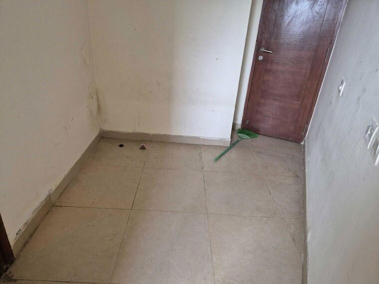 Room, jaypee-greens-kalypso-court 4 Bedroom 3340 Sq.Ft. Apartment In Sector 128 Noida 9979365