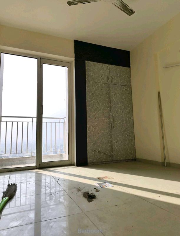 2 BHK Apartment For Rent in Wave Dream Homes
