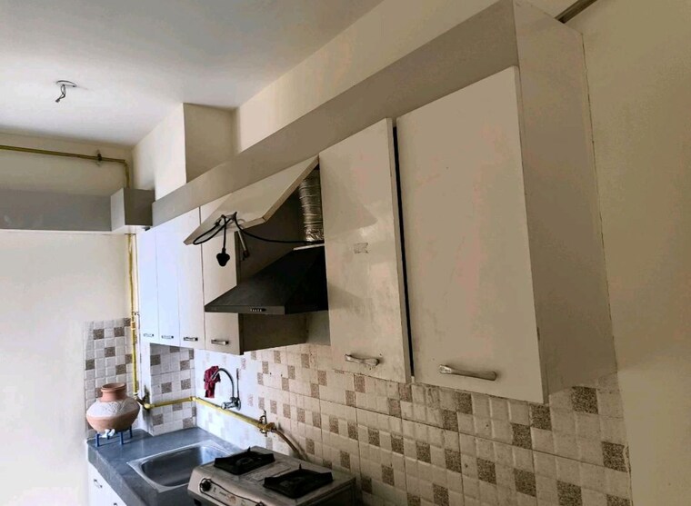 Kitchen, wave-dream-homes 2 Bedroom 808 Sq.Ft. Apartment In Wave City Ghaziabad 9979415