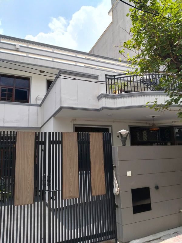2.5 BHK + Study Room Independent House For Sale in Sector 20
