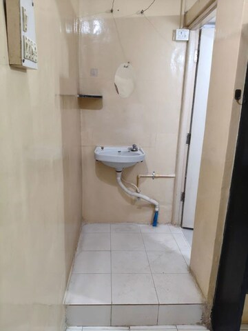 Bathroom in 1 RK Independent House at Koregaon Park Annexe – for Rent