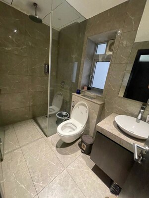 Bathroom in 3 BHK Apartment at Oberoi Realty Esquire, Goregaon East – for Sale