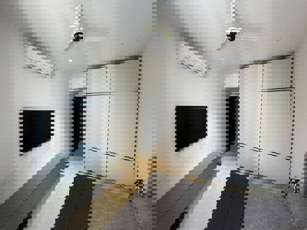 3 BHK 1366 Sq.Ft. Apartment in Oberoi Realty Esquire