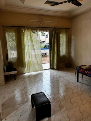 Bedroom in 3.5 BHK Villa at Friends Enclave Plots, Mundhwa Road – for Rent