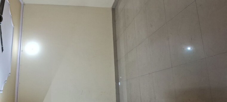 Room, sarita vihar 1.5 Bedroom 600 Sq.Ft. Apartment In Sarita Vihar Delhi 9979430