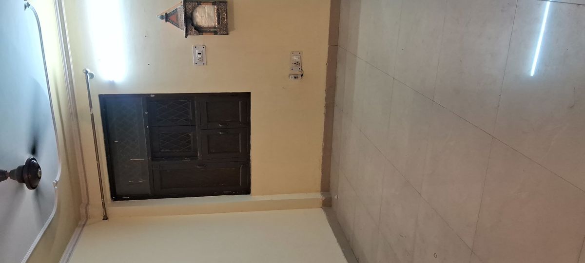 1.5 BHK + Study Room Apartment For Rent in Sarita Vihar