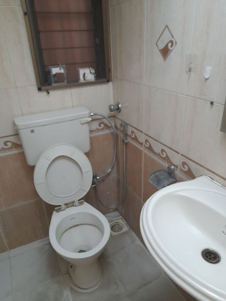 Bathroom, dss-mahavir-majestik 1 Bedroom 490 Sq.Ft. Apartment In Kanjurmarg East Mumbai 9979438